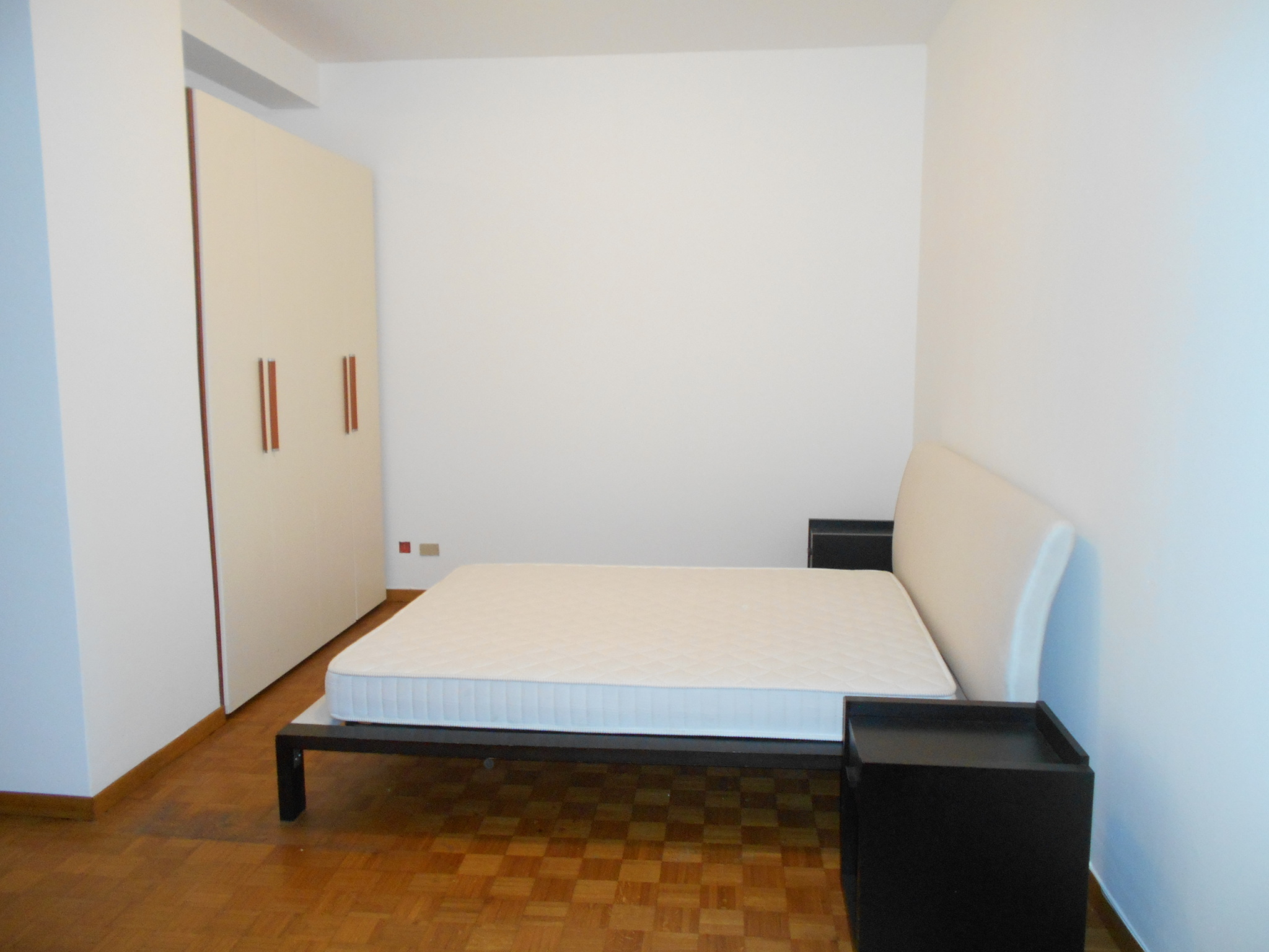 Immobile MA0180